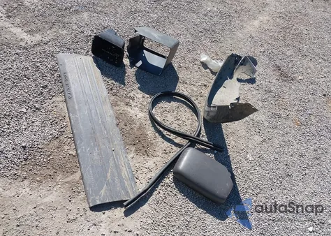 1996 Jeep Grand Cherokee Laredo z USA, uszkodzony, nr VIN 1J4FX58S3TC162145